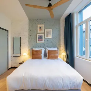 Apartment Shway - The Light Blue Parrot, Antwerpen